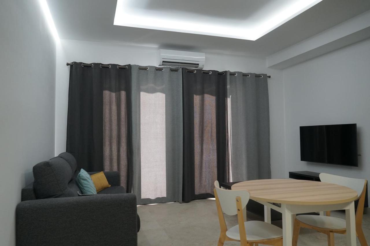 Apartamento Turistico Hermanos Infantes Estepona Exterior foto
